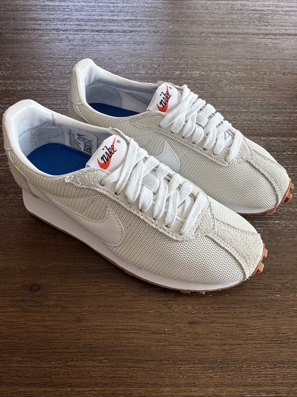 Nike Women’s LD-1000 Shoes Size 5